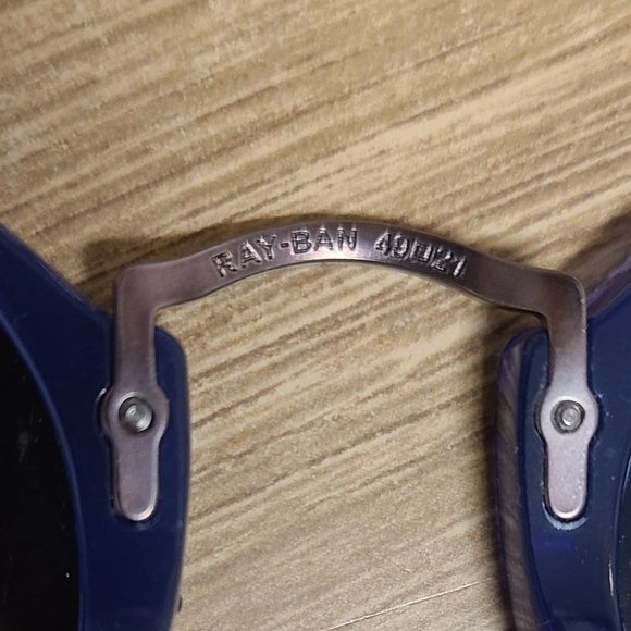 Authetic Ray-Ban, - Picture 2 of 4